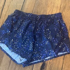 Blue Patterned Athletic Shorts by Zella